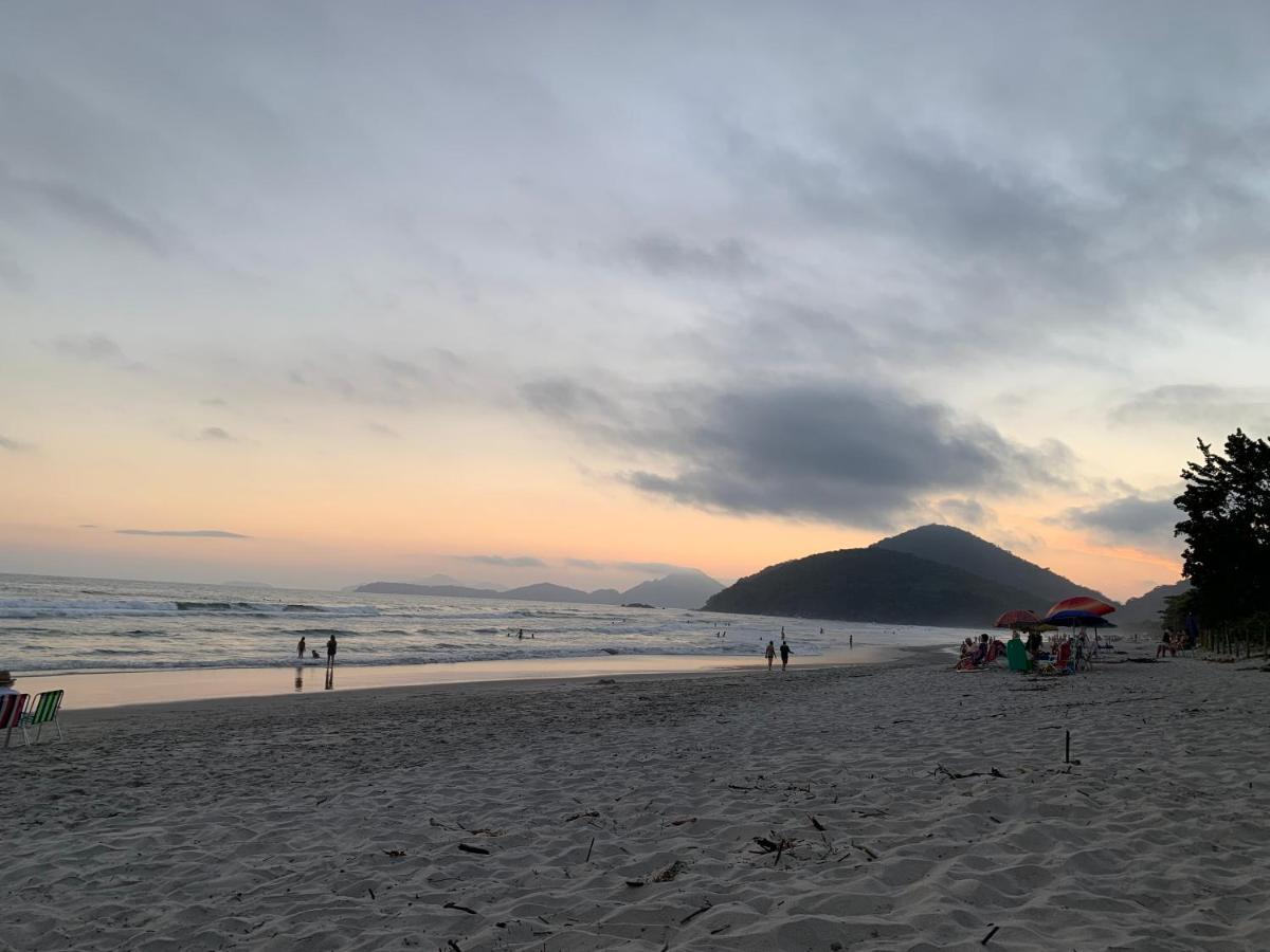 Surf House Itamambuca Homestay *