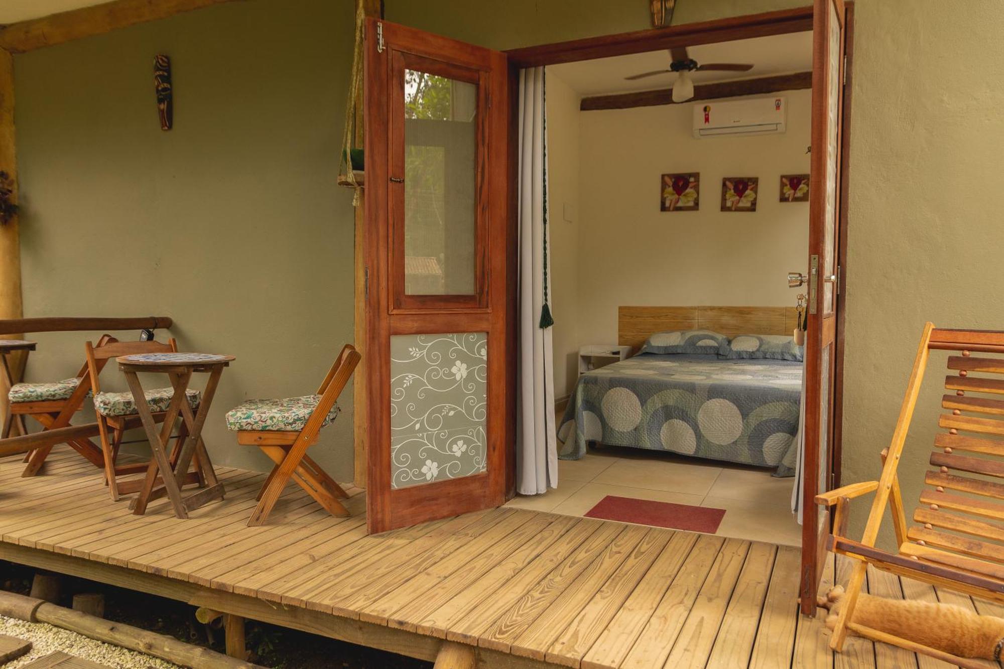 Surf House Itamambuca Homestay
